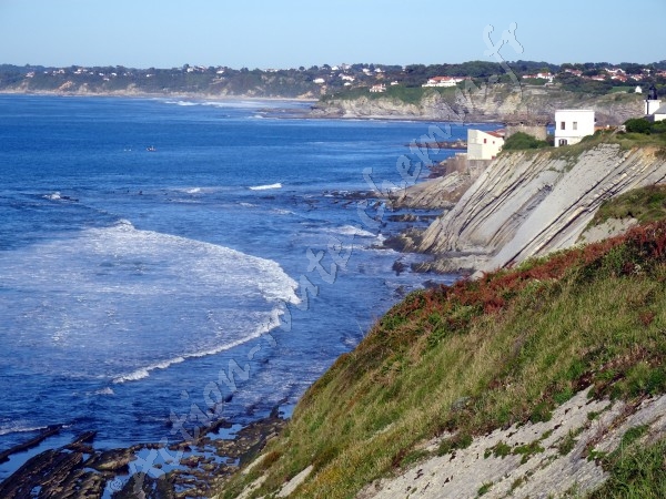 St jean de luz route de la corniche et digue de socoa