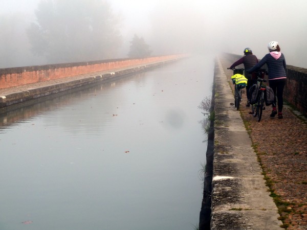 Pont canal sur le tarn